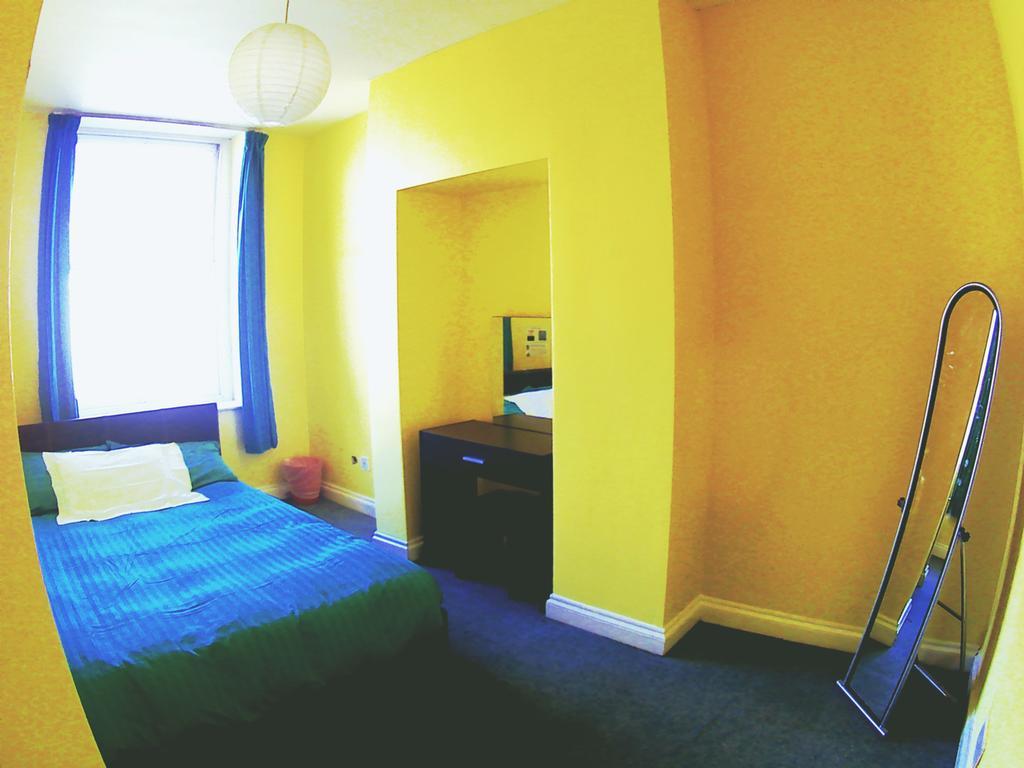 The Queens Hostel Bristol Exterior foto